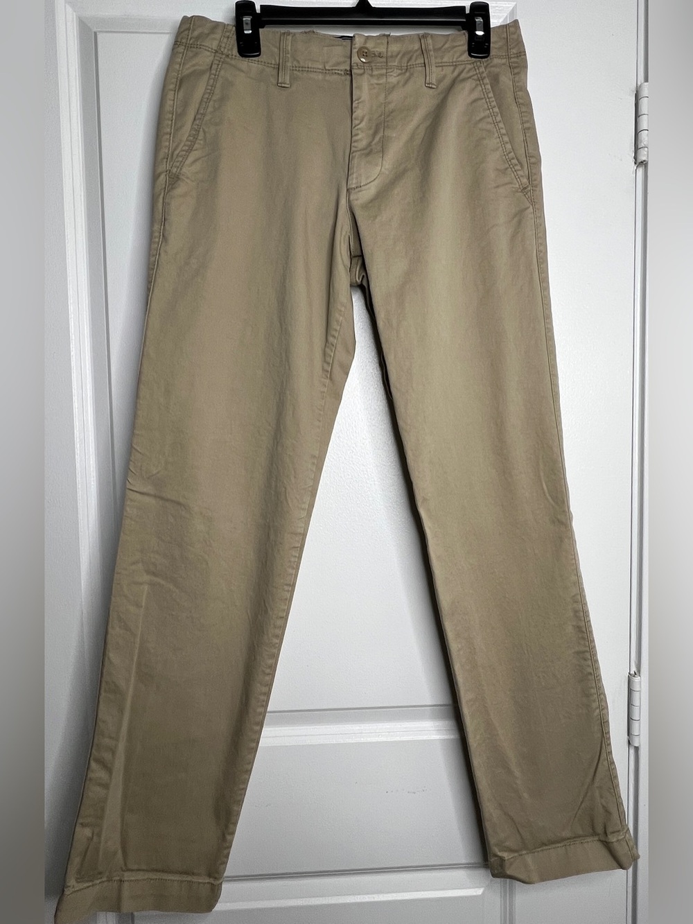 Gap Lived-In Straight Stretch Khaki Chinos